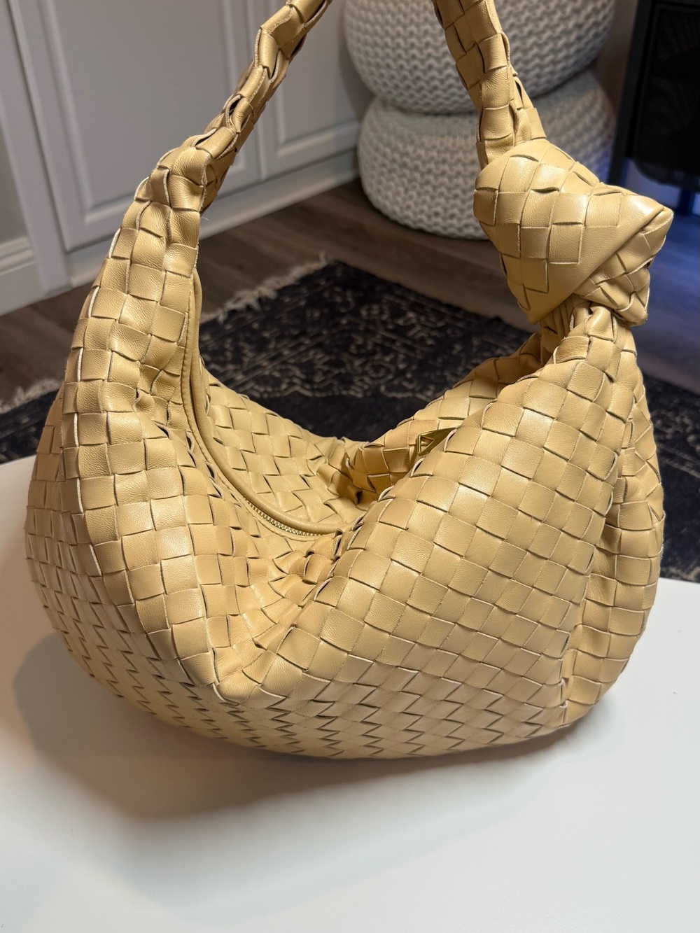 Bottega Veneta Jodie Classic Large Bag – Almond Beige Lambskin